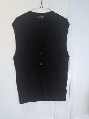 KALLSPIN Black Cashmere Sleeveless Button Front Knit Vest